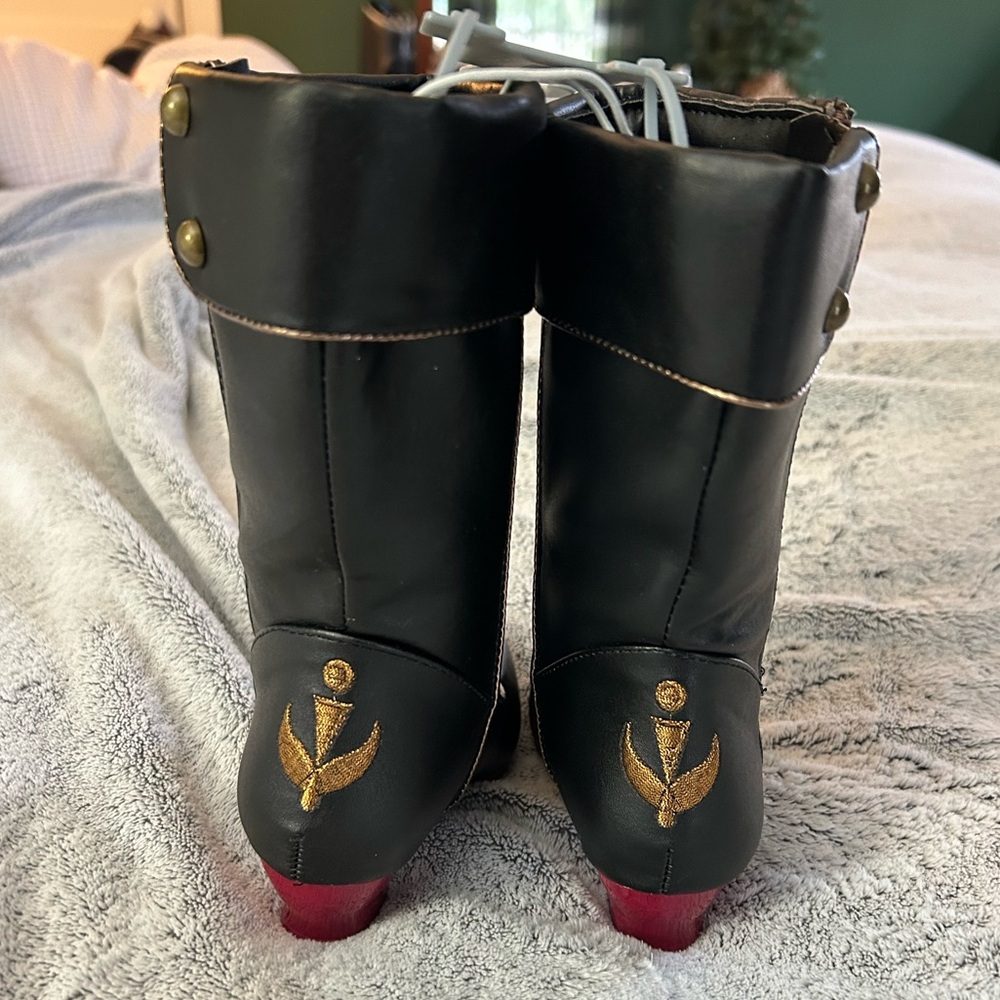 NWT Disney Store Anna Costume Boots YTH - Picture 5 of 9